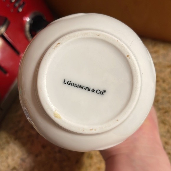 I. Godinger & Co Porcelain Milk Pitcher - Picture 6 of 6